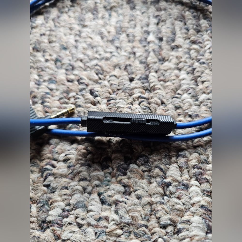 RIG 100 HS Wireless PlayStation Gaming Headset for PS, PC, & Mobile, Arctic Camo - Picture 10 of 11